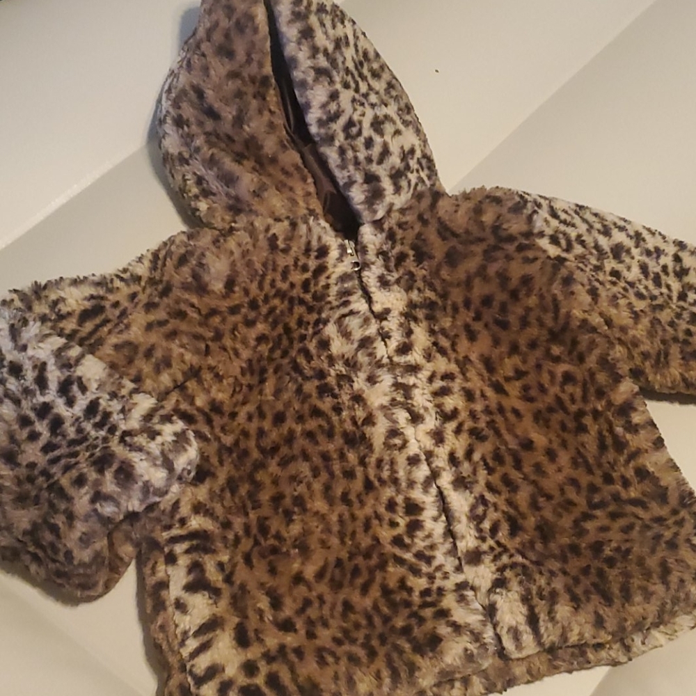 Me Jane Mini Faux Fur Coat Girls size 24M